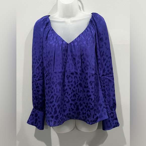 I.N.C. International Concepts Women's Pleated V-Neck Blouse/size L - Picture 1 of 9